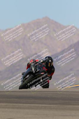 media/Sep-25-2023-Moto Forza (Mon) [[81ffa65e0a]]/A Group/Session 4 (Turn 9)/